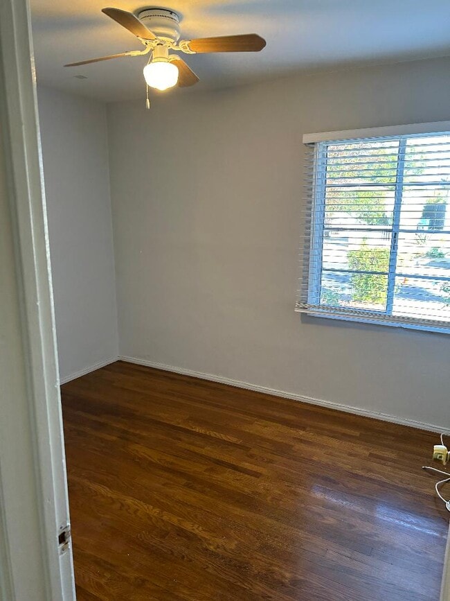 Foto del edificio - 5957 Alonzo Ave