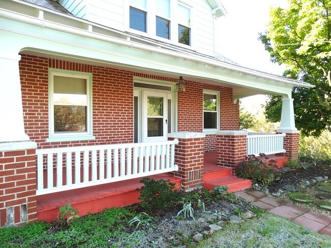 Foto del edificio - 1451 Oregon Rd