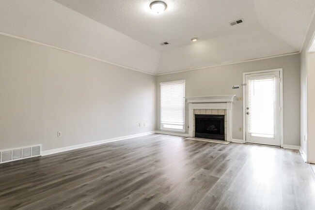 Building Photo - 1791 Candle Ridge Dr
