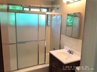 Building Photo - 1353 Steele St