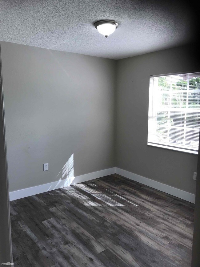 Building Photo - 3 br, 2 bath House - 8829 NW 108th St
