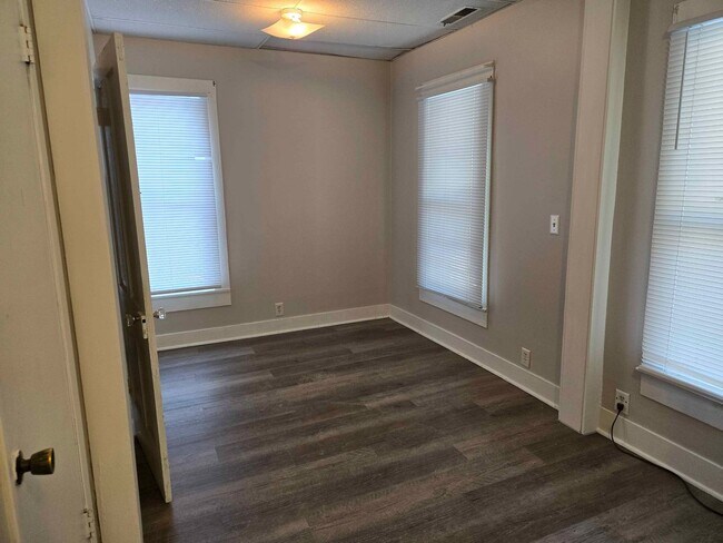 Foto del edificio - 2123 4th St