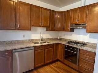 Building Photo - 4506 Maple Ave
