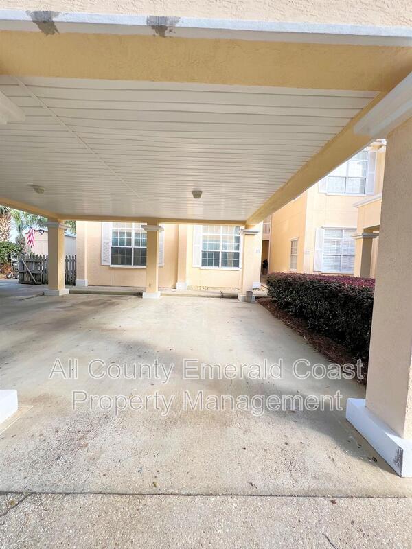 Foto del edificio - 420 Oak Harbour Ln
