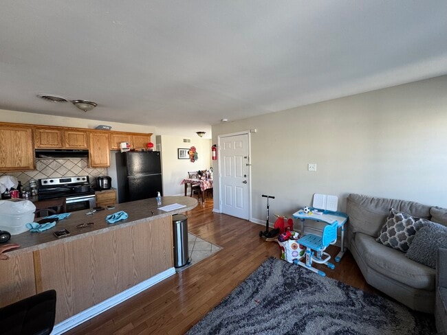 Foto del edificio - 70 Chadwick St