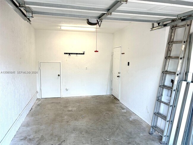 Foto del edificio - 8885 SW 221st Terrace