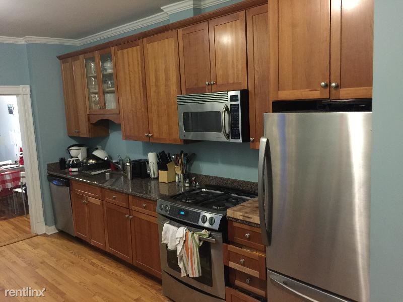 2 br, 1 bath - 34 Myrtle St Apt 2 - 2 br, 1 bath  - 34 Myrtle St Apt 2