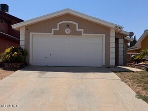 Building Photo - 12336 Bob Heasley Dr