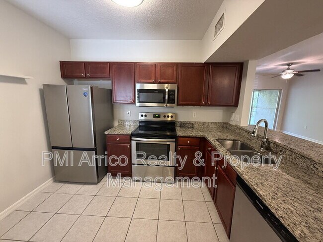 Building Photo - 6439 Cypressdale Dr
