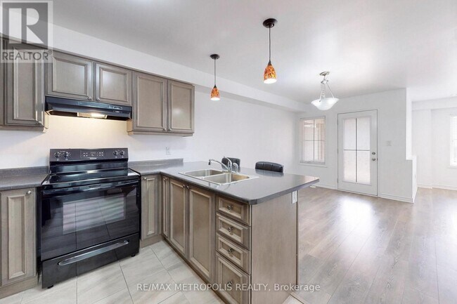 Building Photo - 1054 Clipper Ln