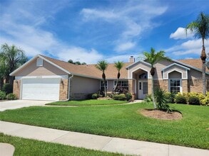 Building Photo - 2735 Eagle Lake Dr