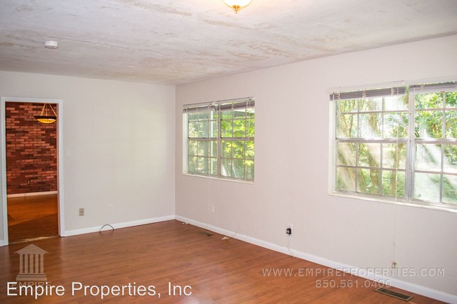 Foto del edificio - 5 br, 3 bath House - 1821 Myrick Road
