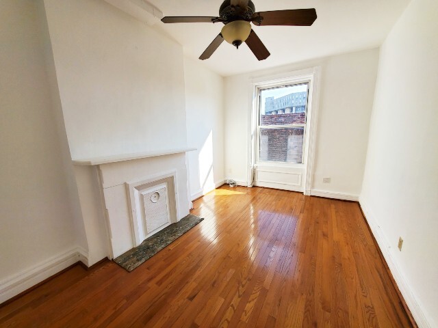 Building Photo - 14 Agate Ct