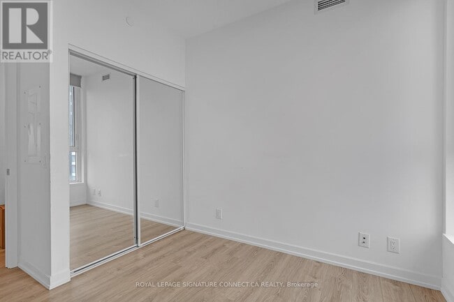 Building Photo - 20-1220 Tubman Ave