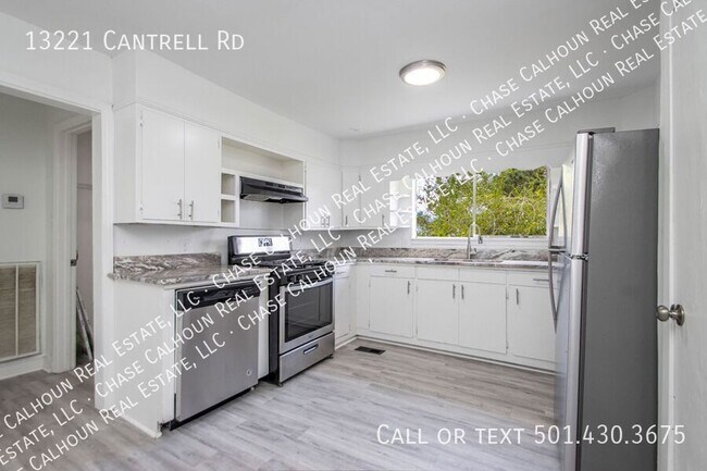 Foto del edificio - 13221 Cantrell Rd