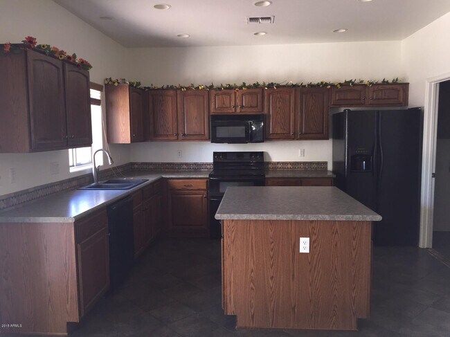 Foto del edificio - 15143 N 172nd Dr