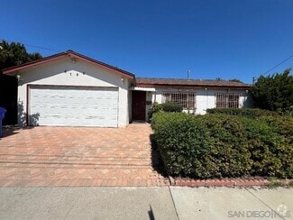 Building Photo - 6760 Thornwood St