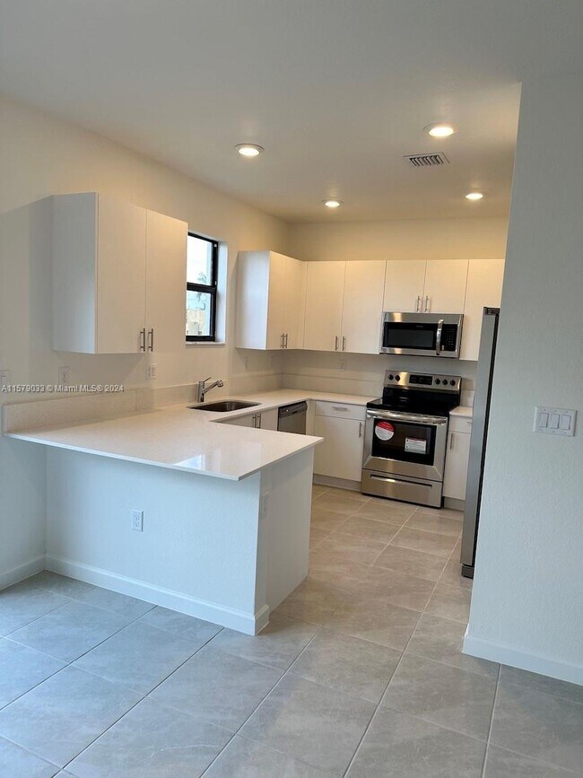 Foto del edificio - 11944 SW 247th Ter