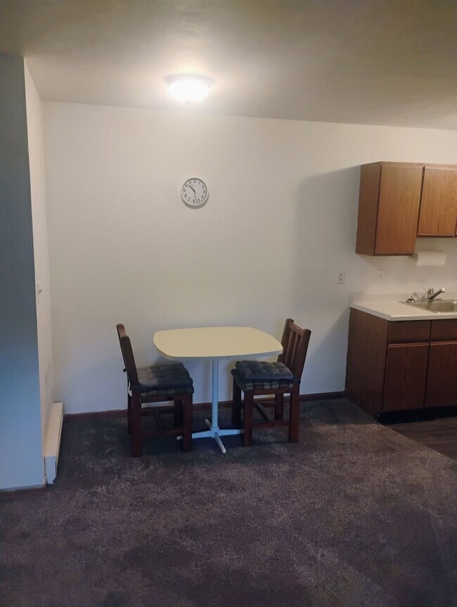 Foto del edificio - 4766 Wolverton Ln