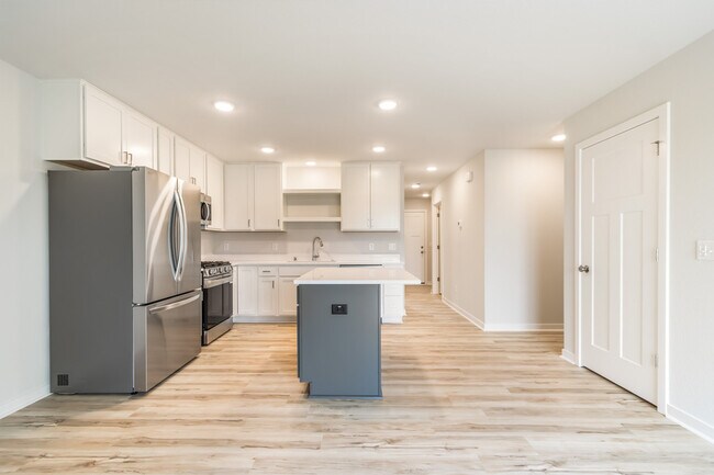 Foto del edificio - W219N16241 Primrose Ct