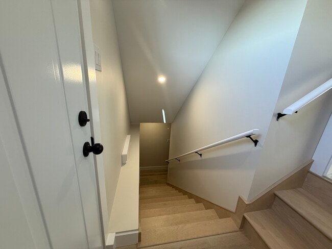 Building Photo - 74 Alosier Crois