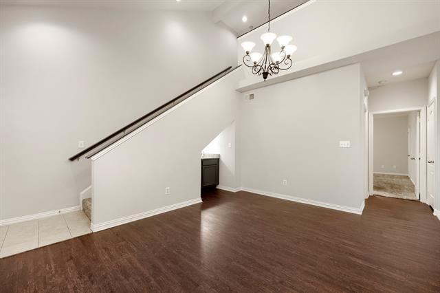 Foto del edificio - 2800 Keller Springs Rd