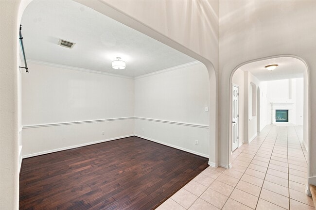 Foto del edificio - 5214 Barleycorn Ln