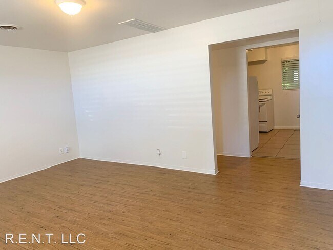 Building Photo - 1168 E 600 S