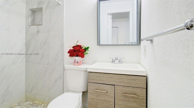 Foto del edificio - 6110 S Waterway Dr