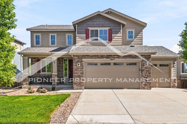 Spacious Home with Central AC and 3 Car Garage - Spacious Home with Central AC and 3 Car Garage