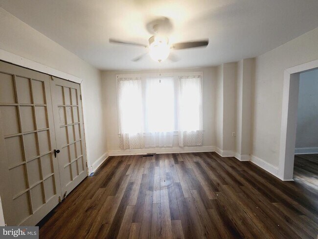 Foto del edificio - 5107 Walther Ave