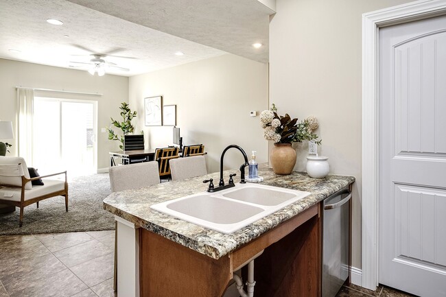 Foto del edificio - Residences at Oak Pointe