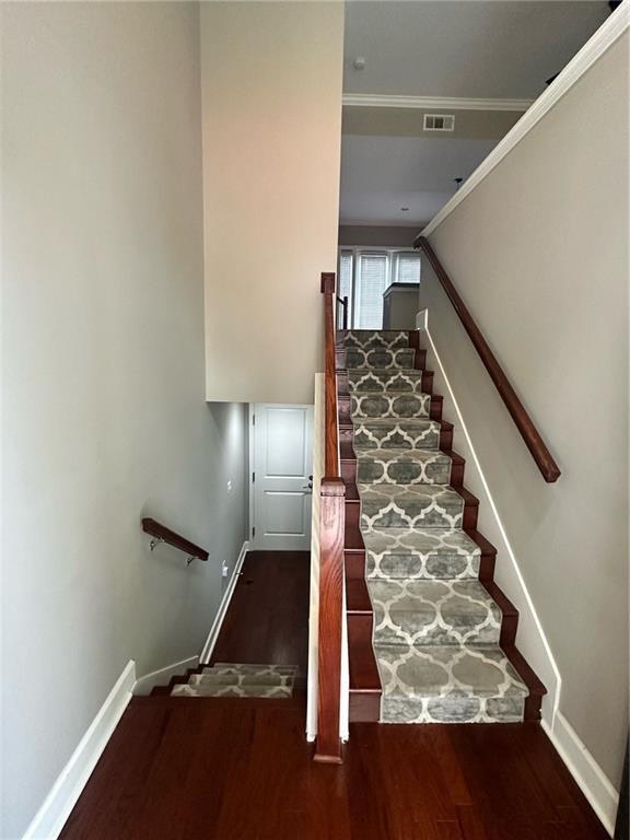 Foto del edificio - 726 Cosmopolitan Dr NE