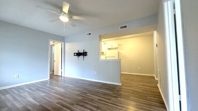 Foto del edificio - 1600 Big Tree Rd