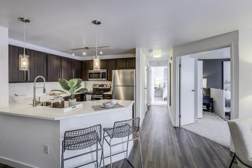 Centro Rentals Hillsboro, OR