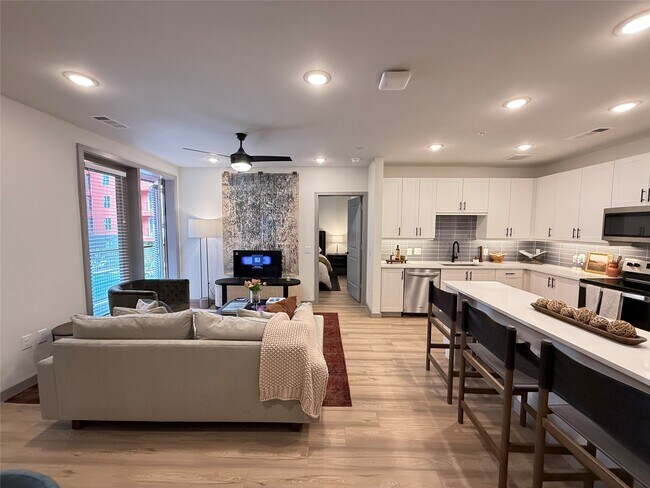 Foto del edificio - 11604 Stonehollow Dr