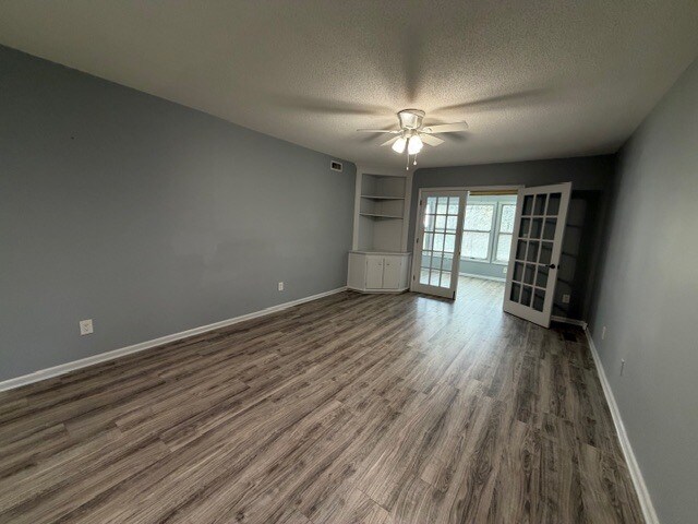 Foto del edificio - 1602 Ternberry Rd