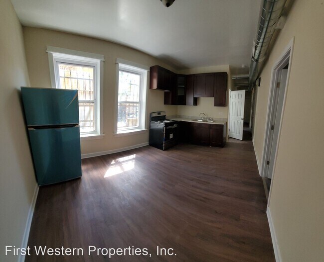 Foto del edificio - 3245 W 23rd St