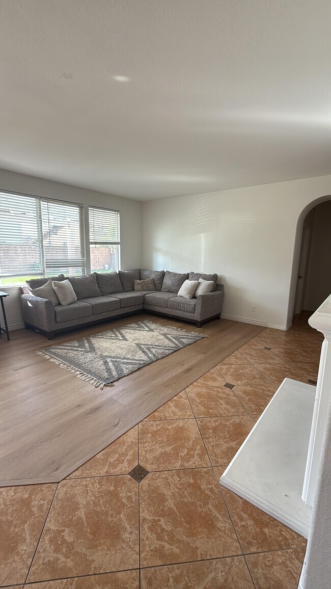 Foto del edificio - 6274 Arcadia St