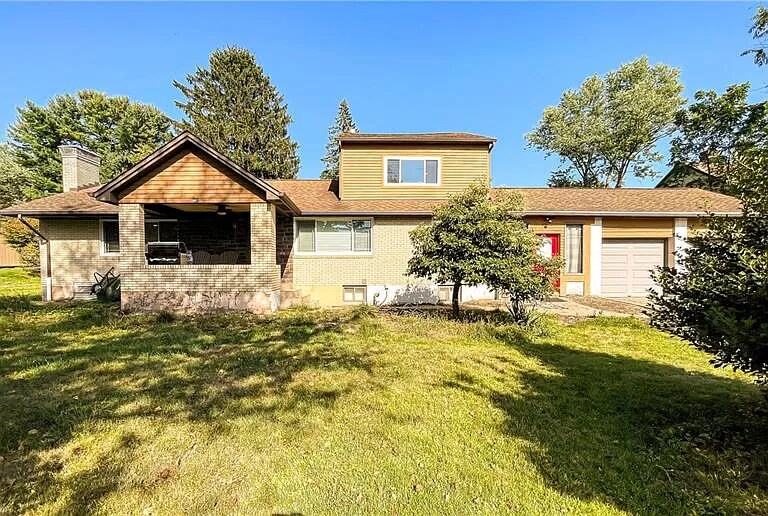 Foto principal - 9342 Old Perry Hwy