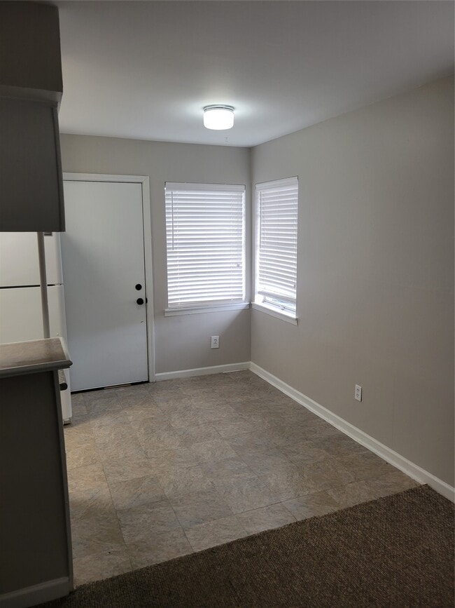 Foto del edificio - 2922 Randolph Rd