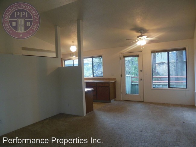 Building Photo - 6951 Montauk Cir