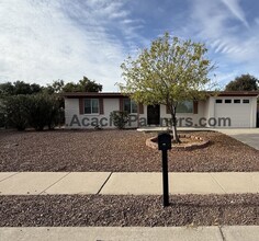 Building Photo - 7610 E Tulip Tree St