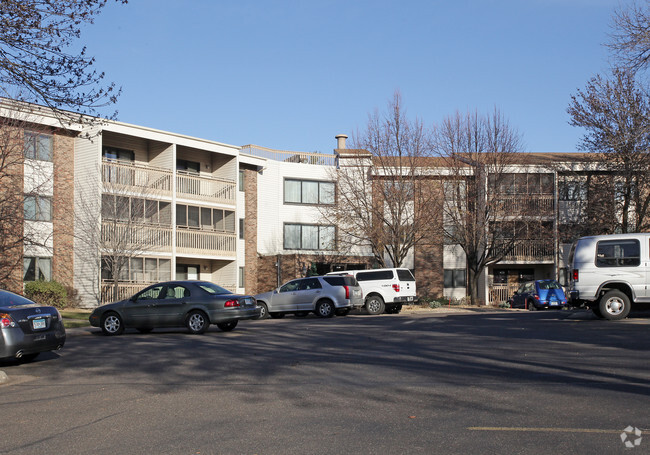 Building Photo - Lakewood Village Condominium