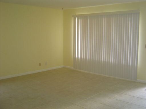 Building Photo - 4630 Orleans Ct