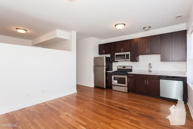 Building Photo - 4054 N Milwaukee Ave