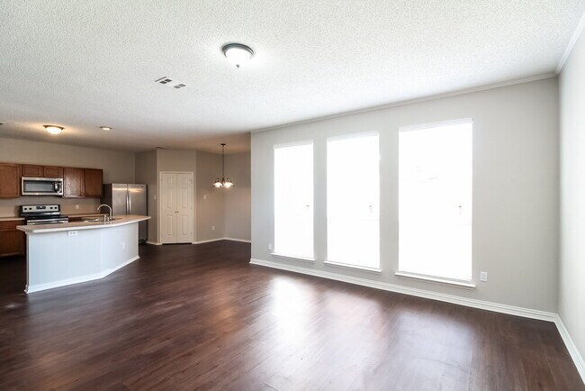 Foto del edificio - 816 Parker Dr