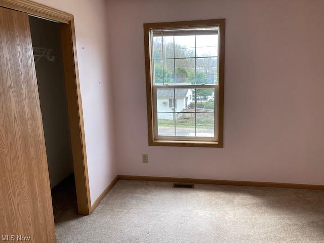 Foto del edificio - 611 Ridge Ave NE