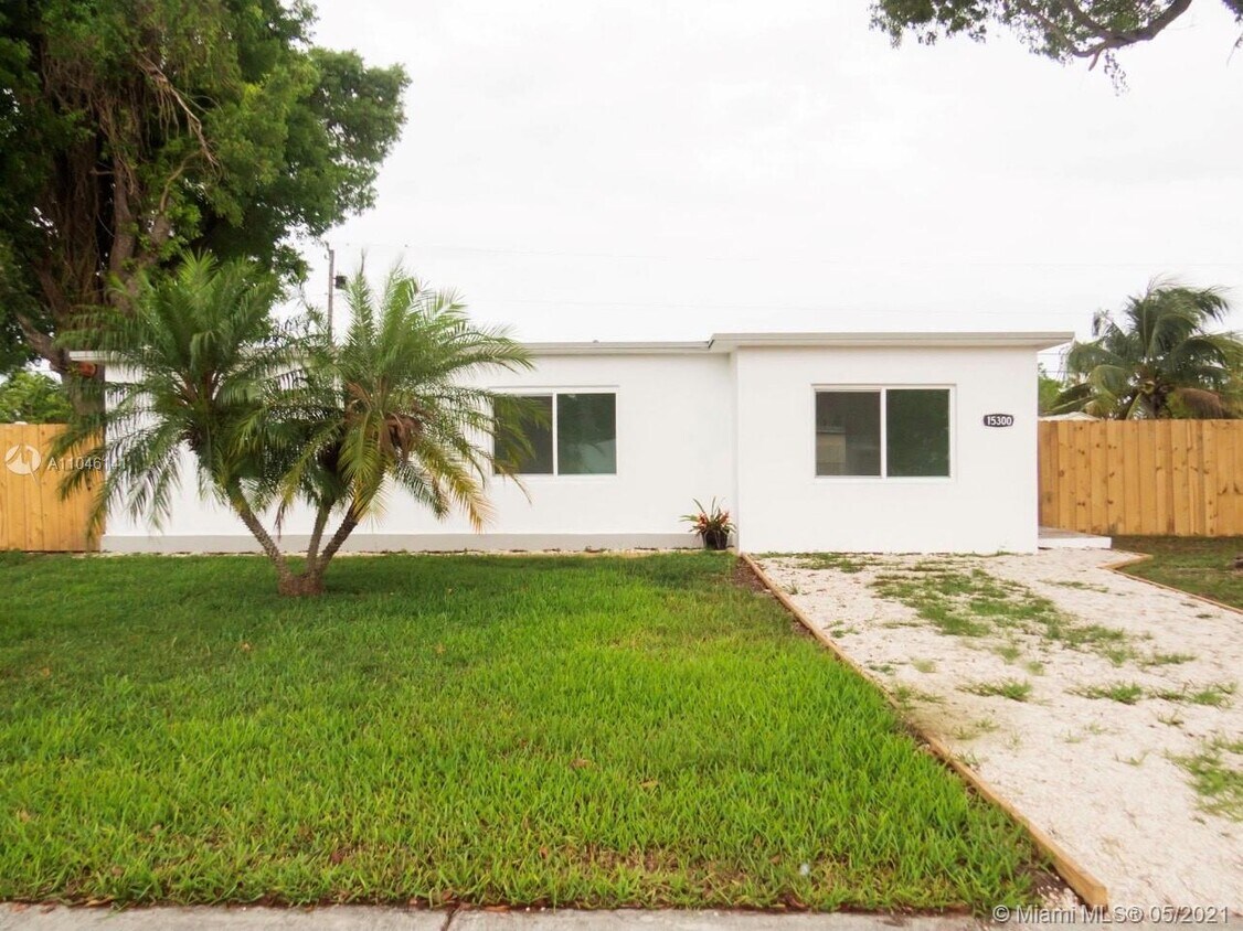 15300 Garfield Dr, Homestead, FL 33033 House for Rent in Homestead