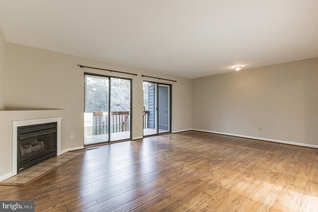 Foto del edificio - 109 Foxfire Dr